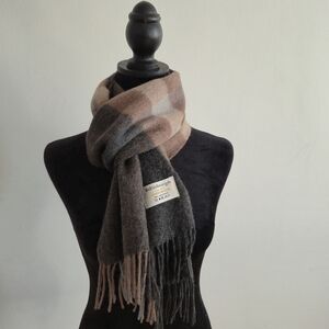 Edinburgh Woolen Mill Men's Plaid Scarf - Brown and Gray